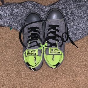 Boys converse